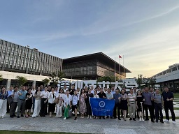 天博b综合体育官方app下载